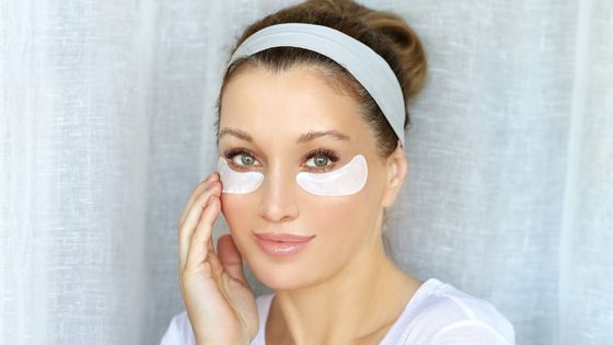 10 Simple Home Remedies To Treat Dark Circles